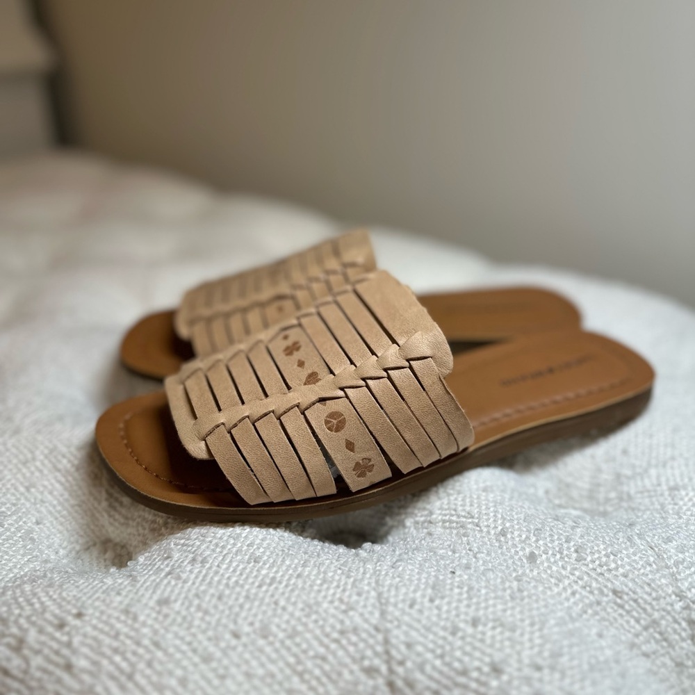 Lucky Brand Dusty Pink Slide Sandals